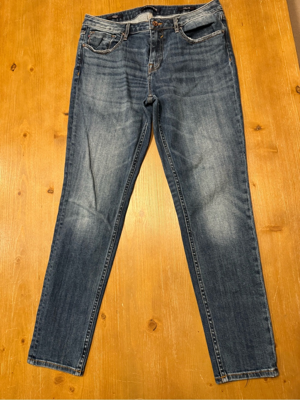 Vigoss Dark Wash Skinny Jeans with Subtle Fading